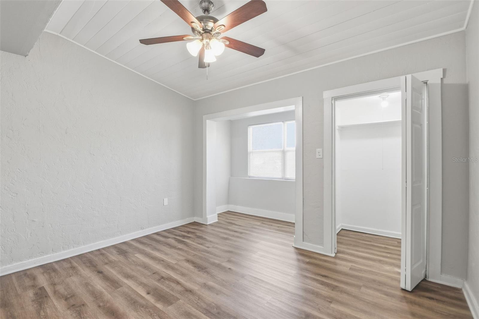 2141 MANGO AVE — photo 17