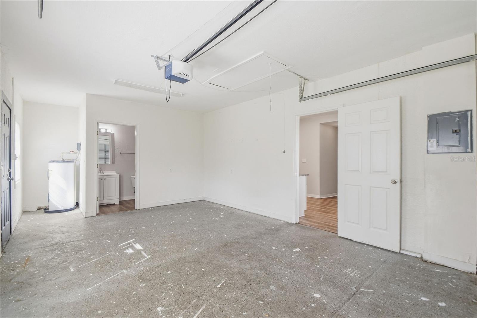 2141 MANGO AVE — photo 28