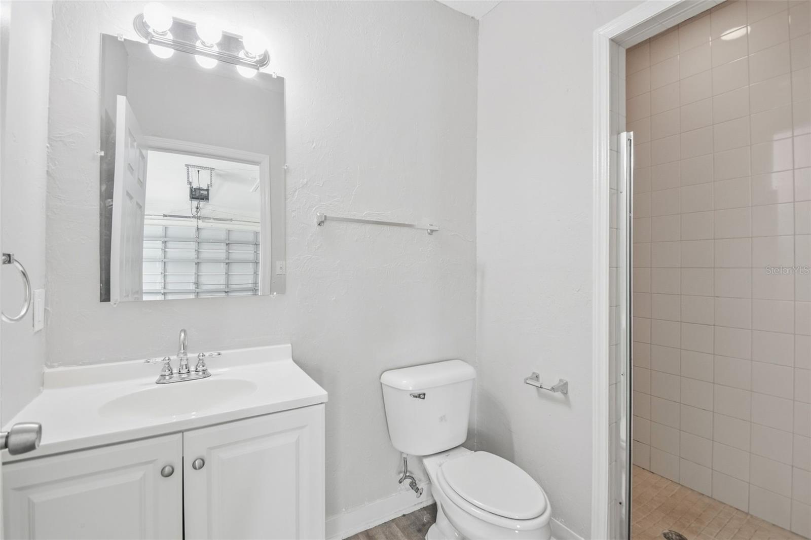 2141 MANGO AVE — photo 25