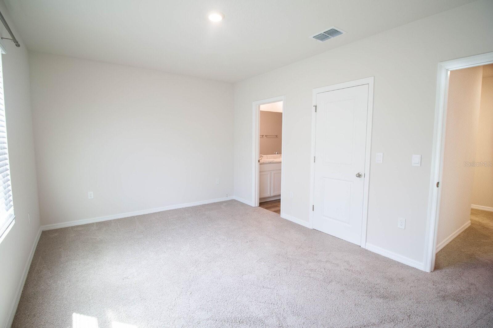 2822 NEWBERN BANKS DR — photo 13