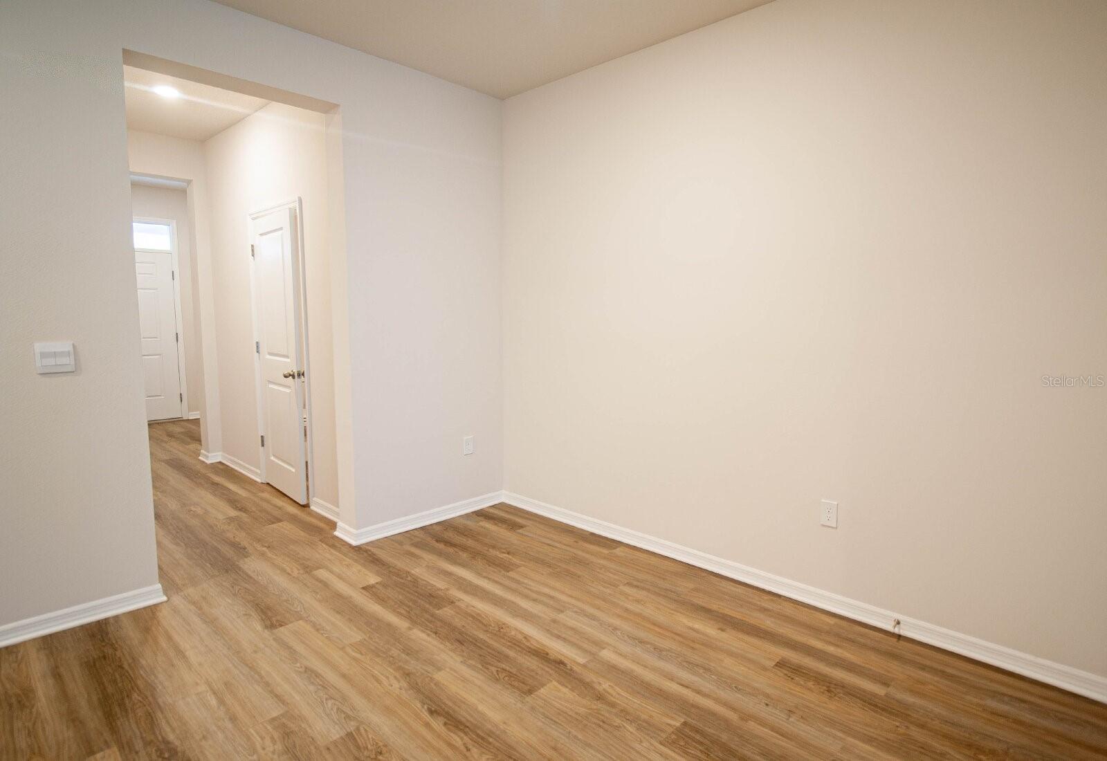 2822 NEWBERN BANKS DR — photo 3