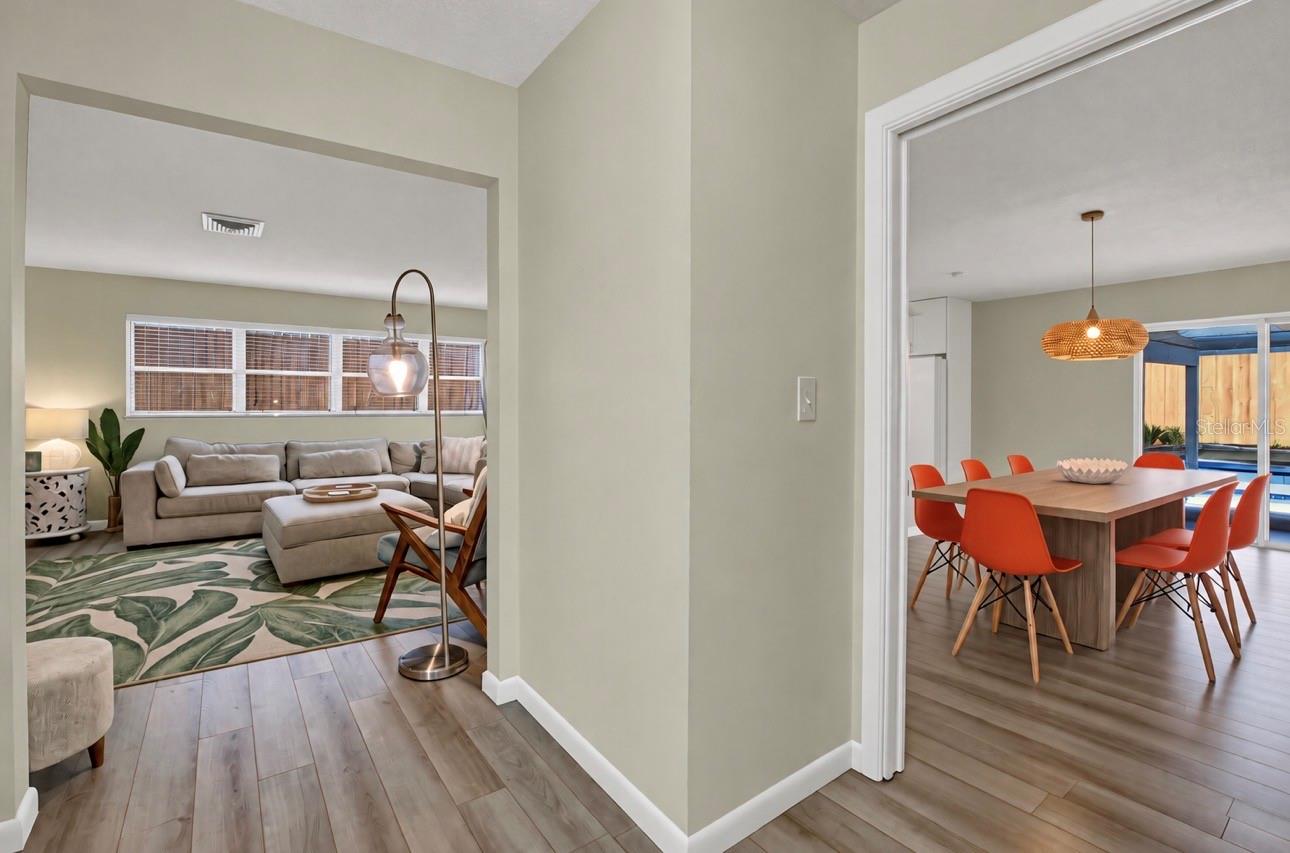 8253 137TH LN — photo 18
