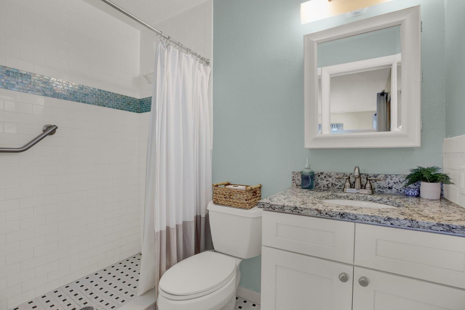 8253 137TH LN — photo 23