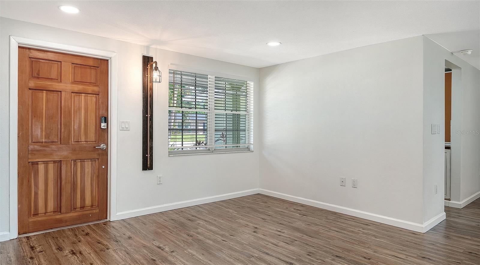 2510 BISPHAM RD — photo 10