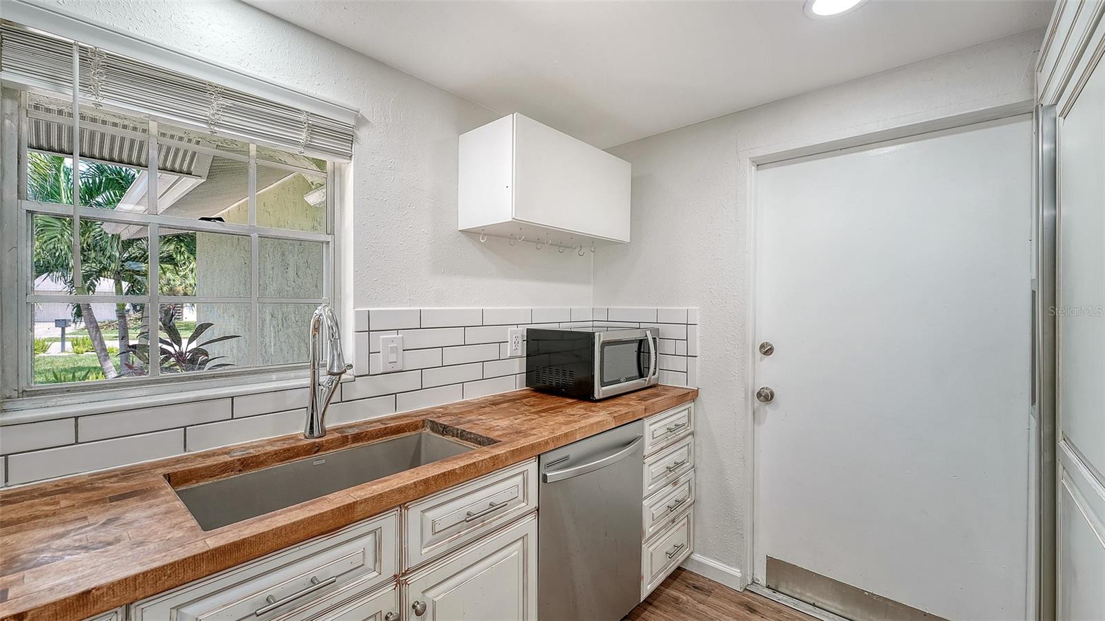 2510 BISPHAM RD — photo 14