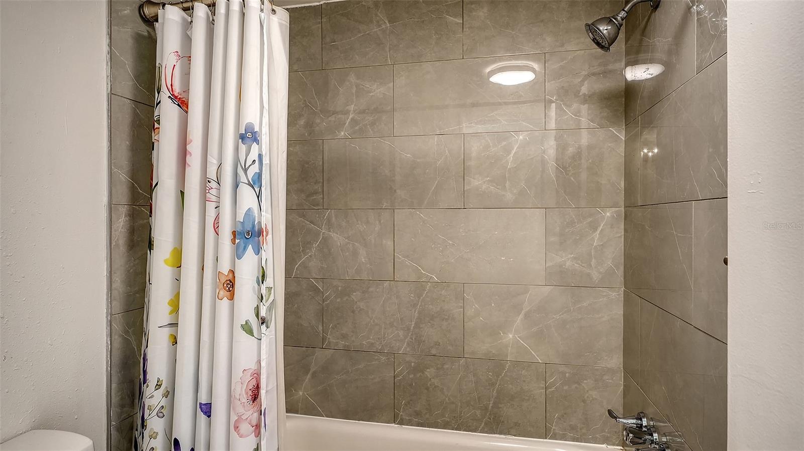 2510 BISPHAM RD — photo 23
