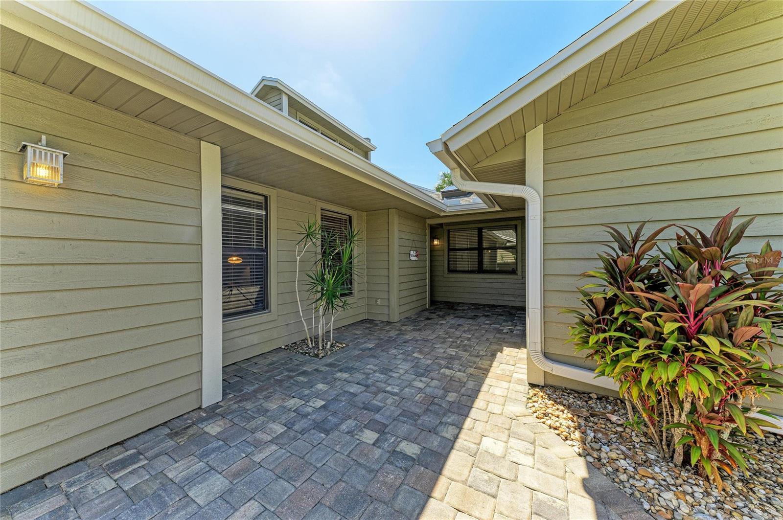 3403 AVENIDA MADERA #B — photo 4