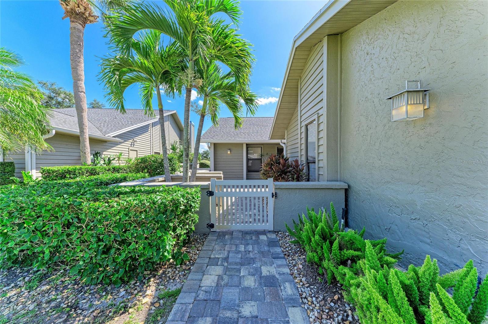 3403 AVENIDA MADERA #B — photo 3