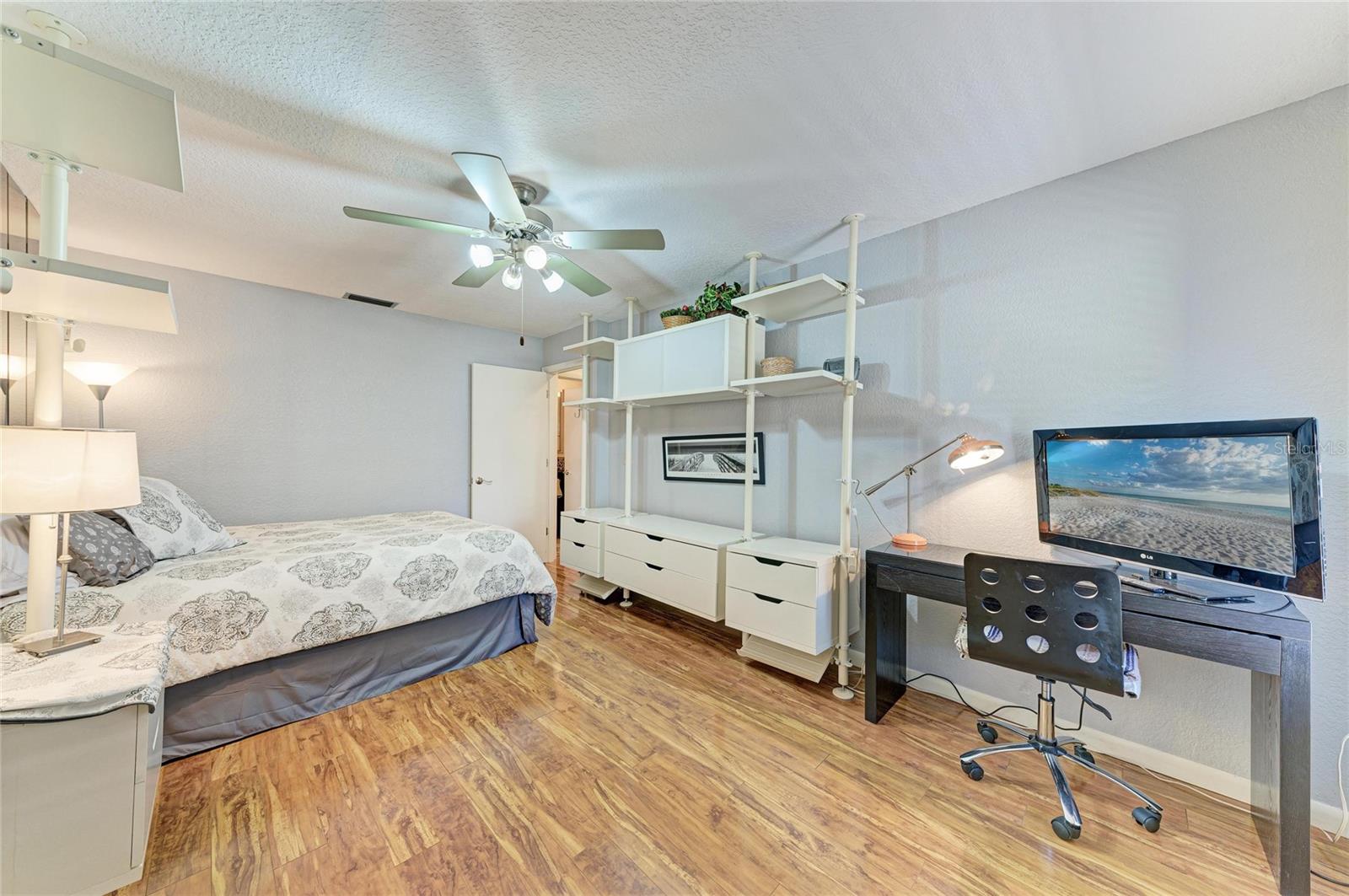 3403 AVENIDA MADERA #B — photo 30