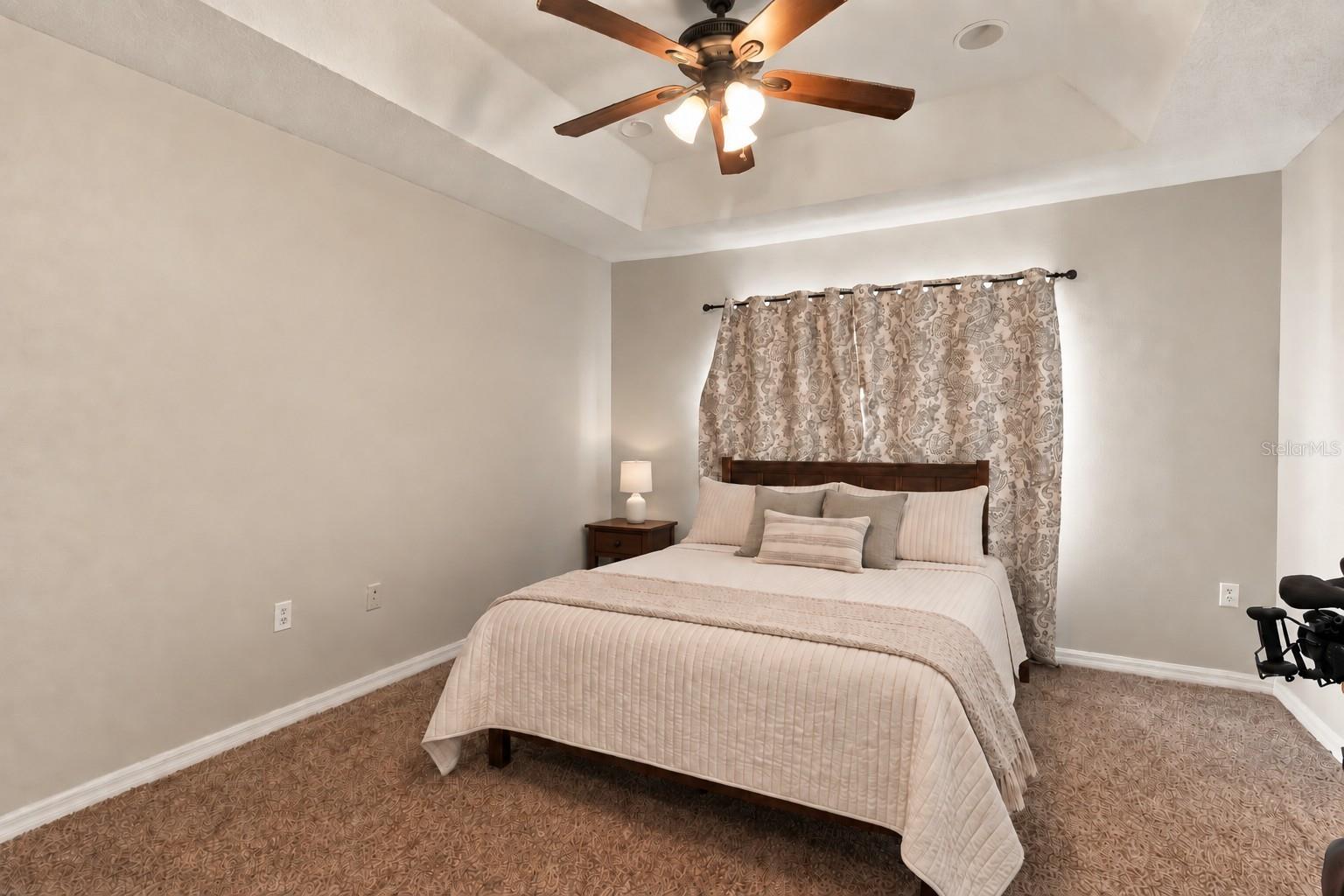 10810 JOHANNA AVE — photo 10