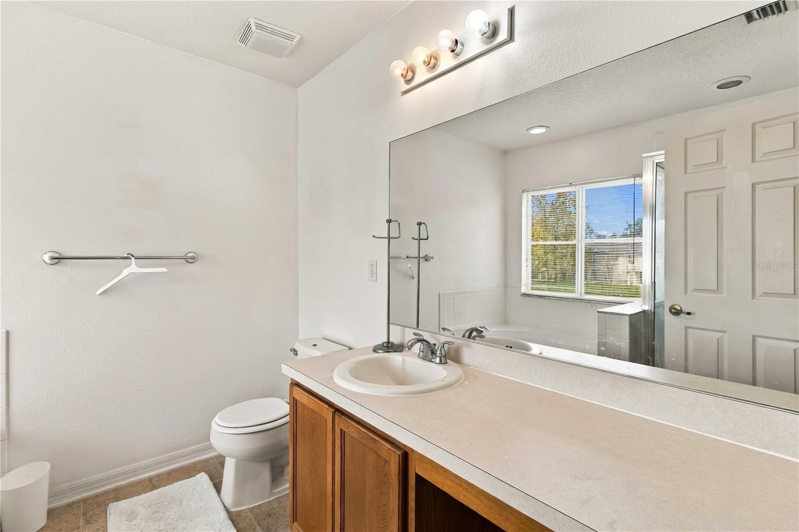 10810 JOHANNA AVE — photo 11