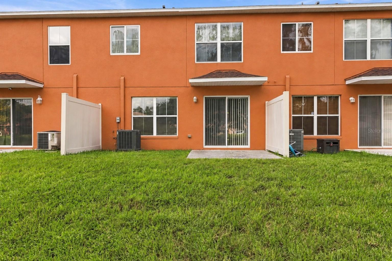 10810 JOHANNA AVE — photo 18