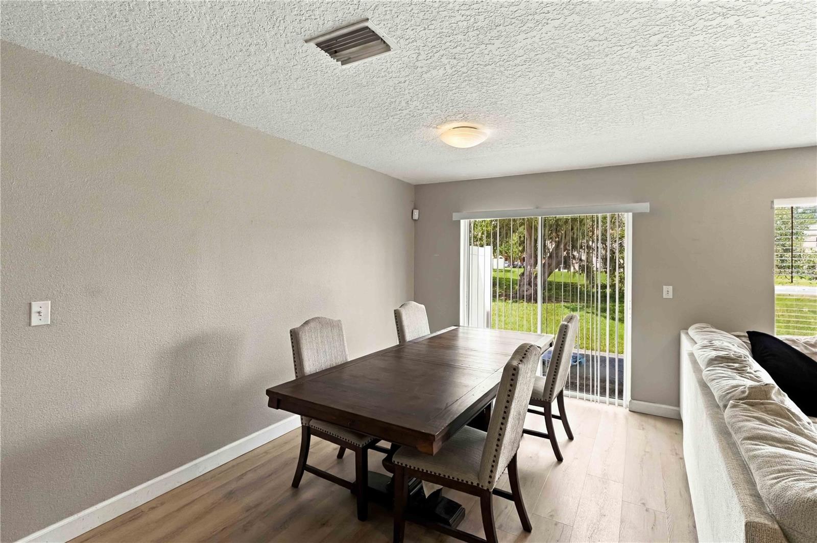 10810 JOHANNA AVE — photo 8