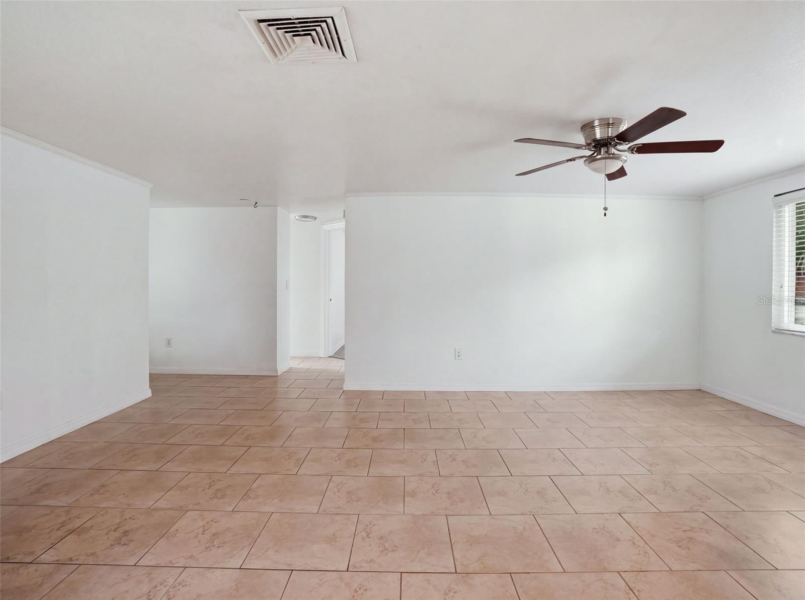 8502 ARROWHEAD DR — photo 4