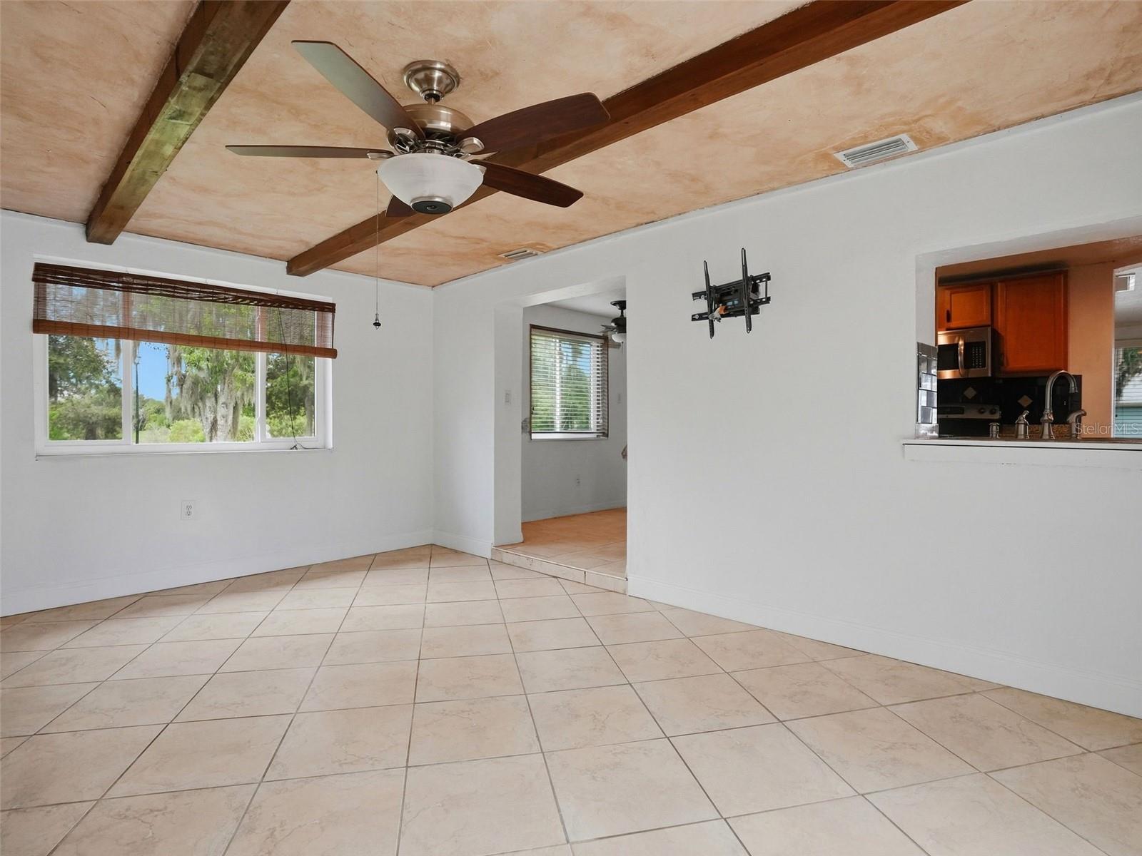 8502 ARROWHEAD DR — photo 15