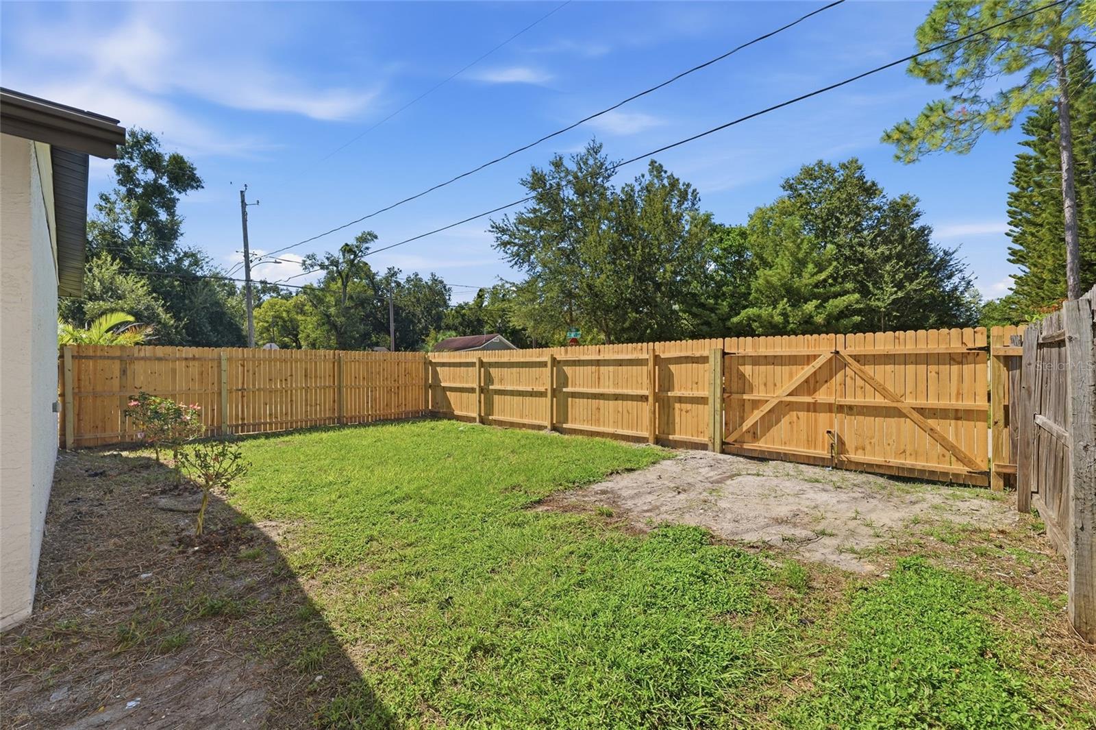 1102 E SITKA ST — photo 24