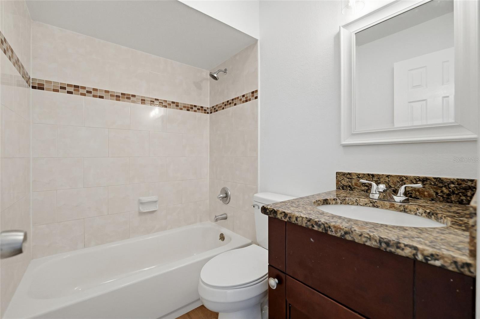 1102 E SITKA ST — photo 15