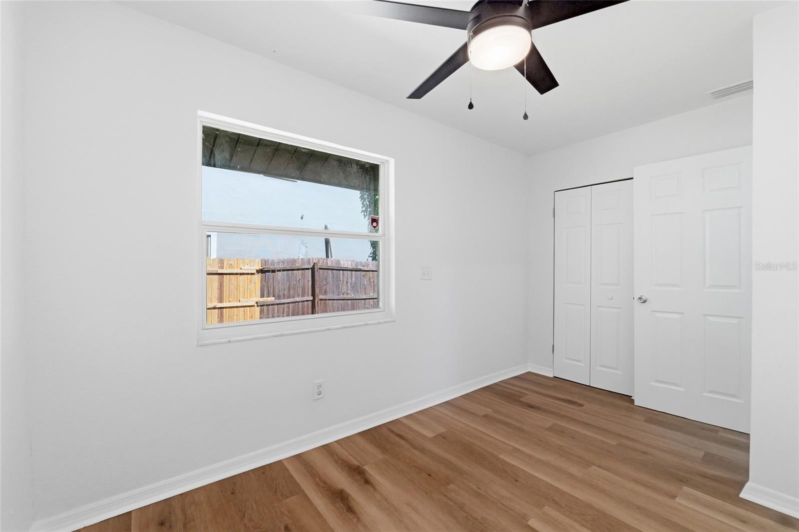 1102 E SITKA ST — photo 20