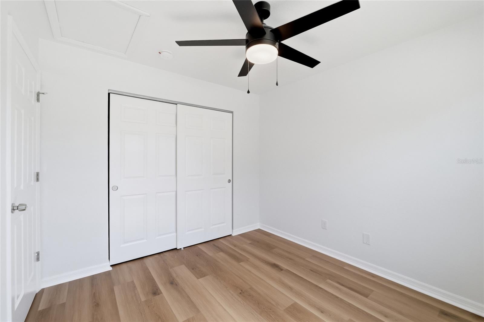 1102 E SITKA ST — photo 16