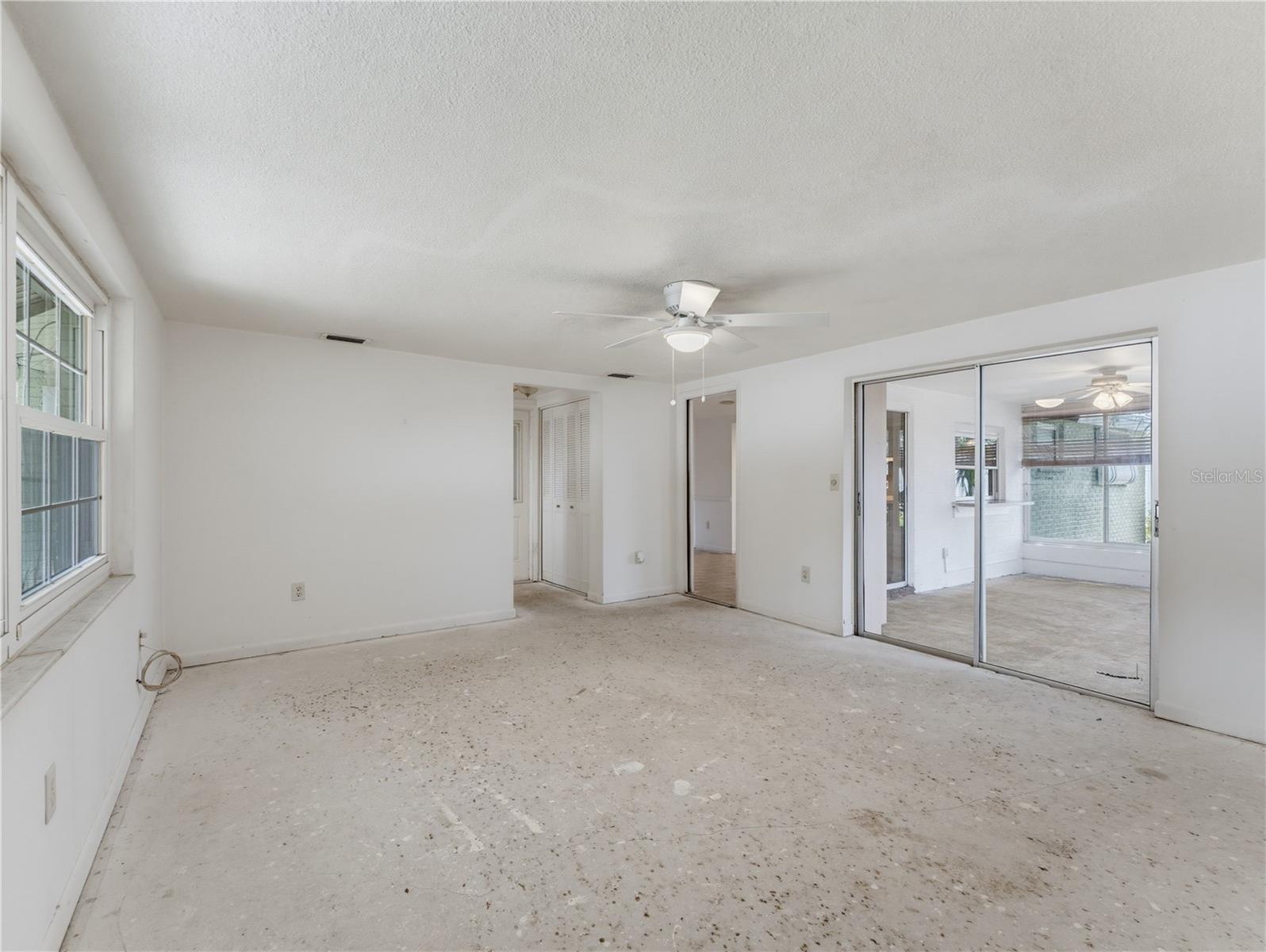 7014 FLAGGLER DR — photo 20