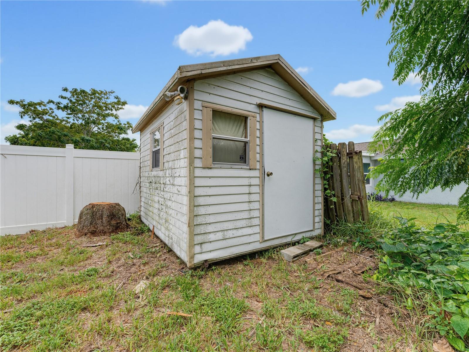 7014 FLAGGLER DR — photo 47