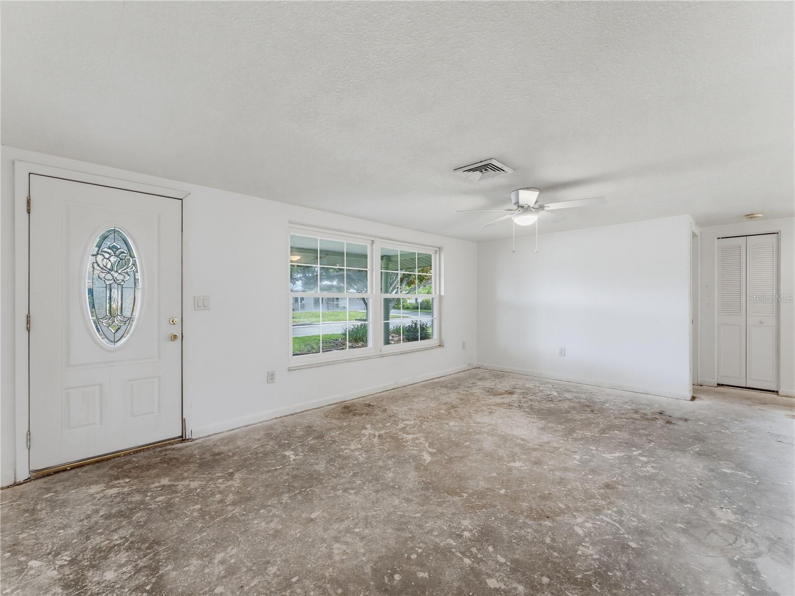 7014 FLAGGLER DR — photo 25