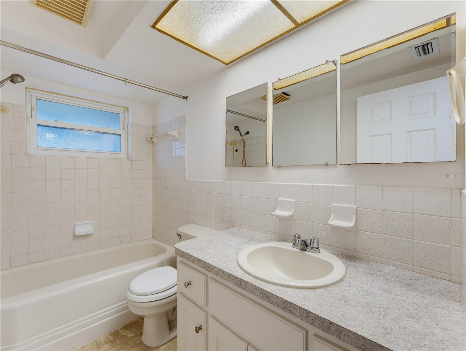 7014 FLAGGLER DR — photo 39