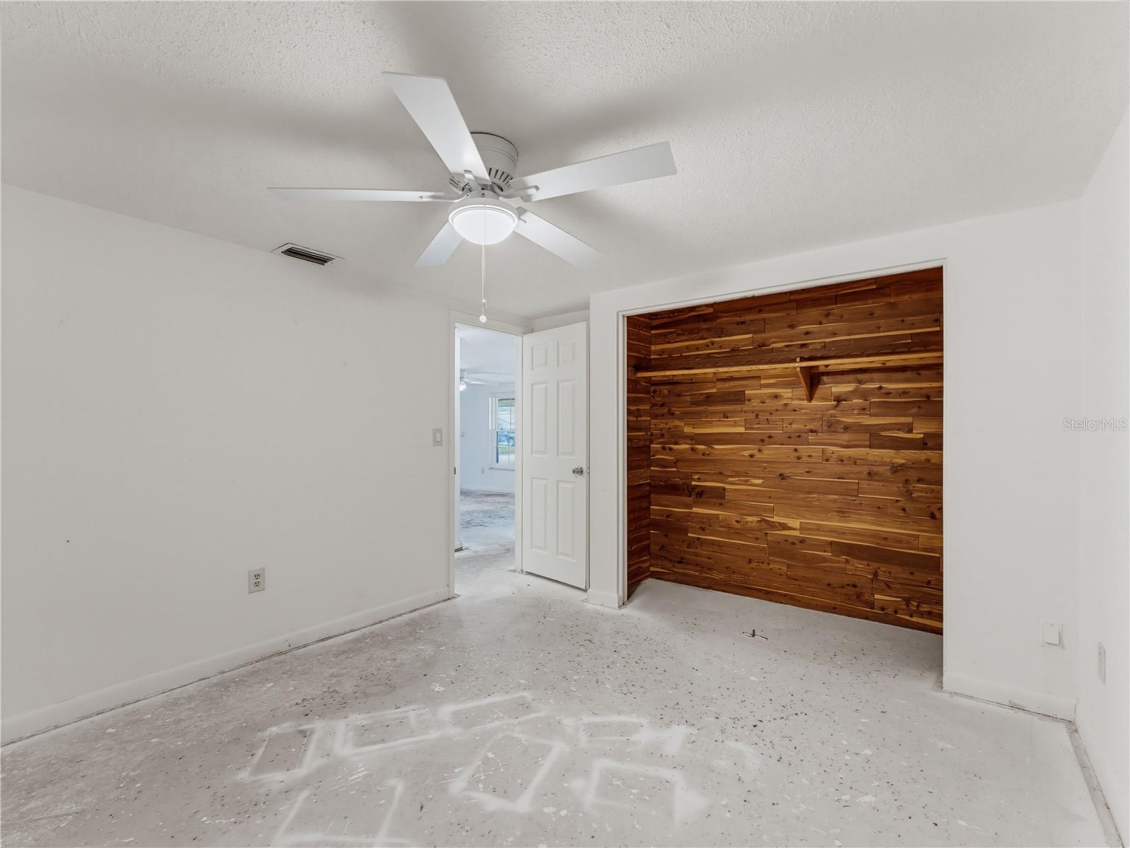 7014 FLAGGLER DR — photo 37