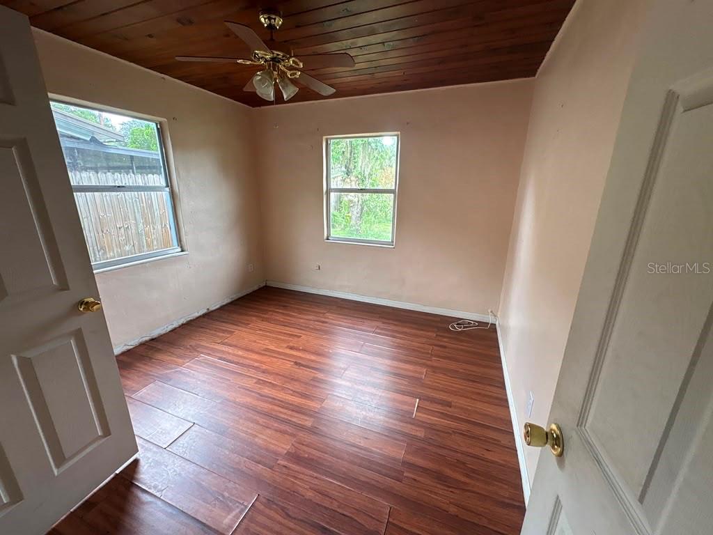 11124 MAHIN LN — photo 3