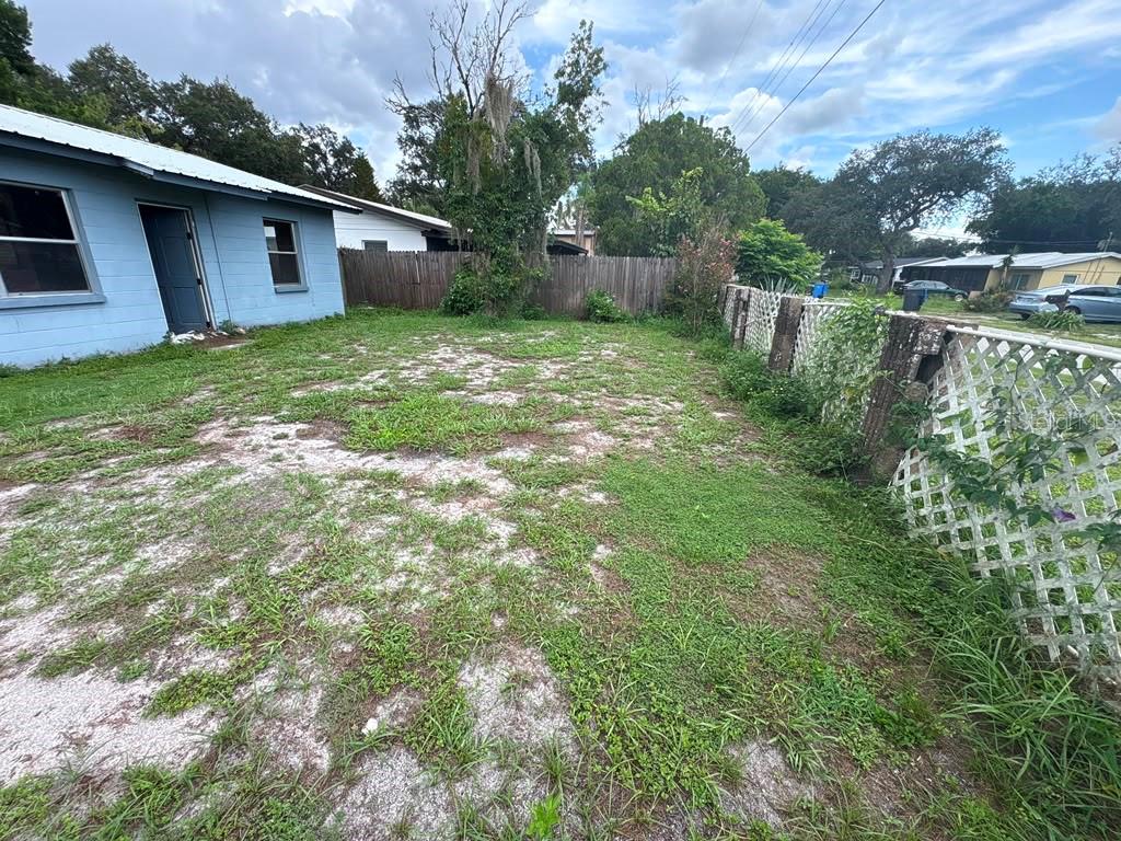 11124 MAHIN LN — photo 17