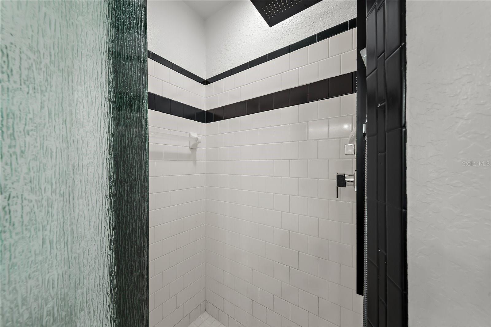 340 FORDHAM RD — photo 21