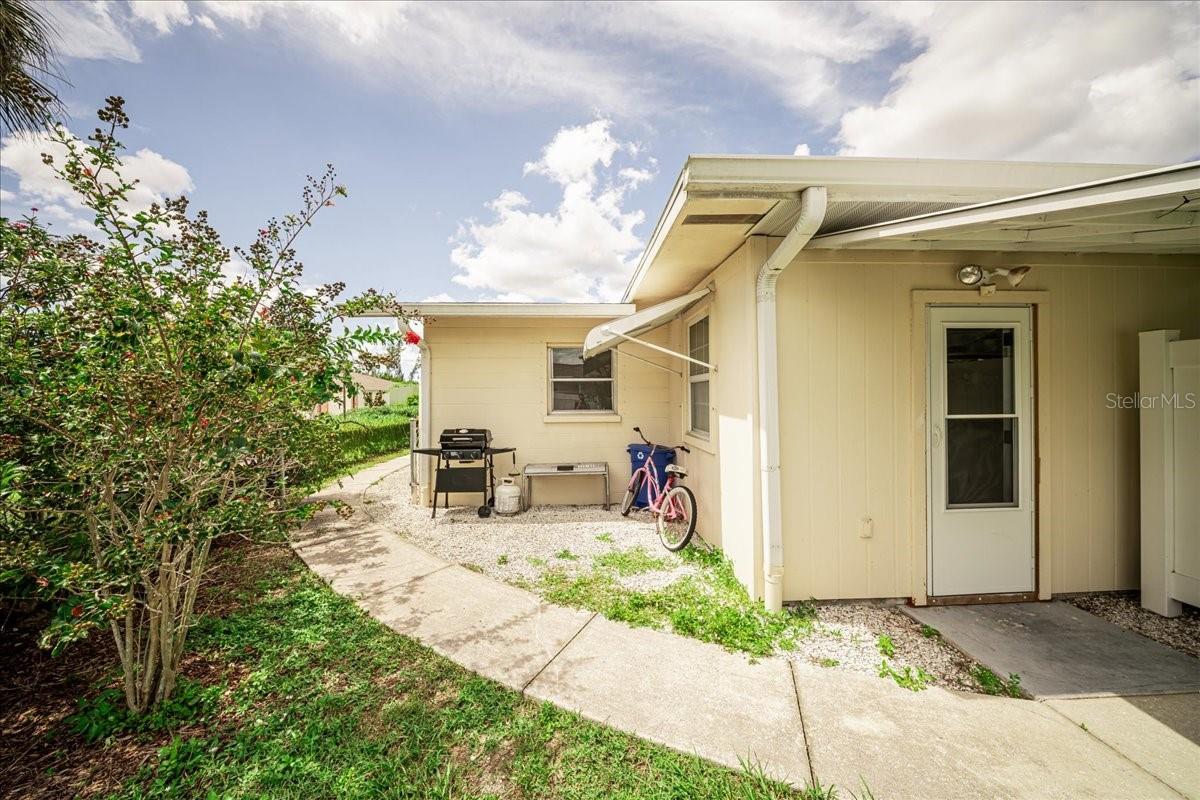 433 GRANADA BLVD — photo 34