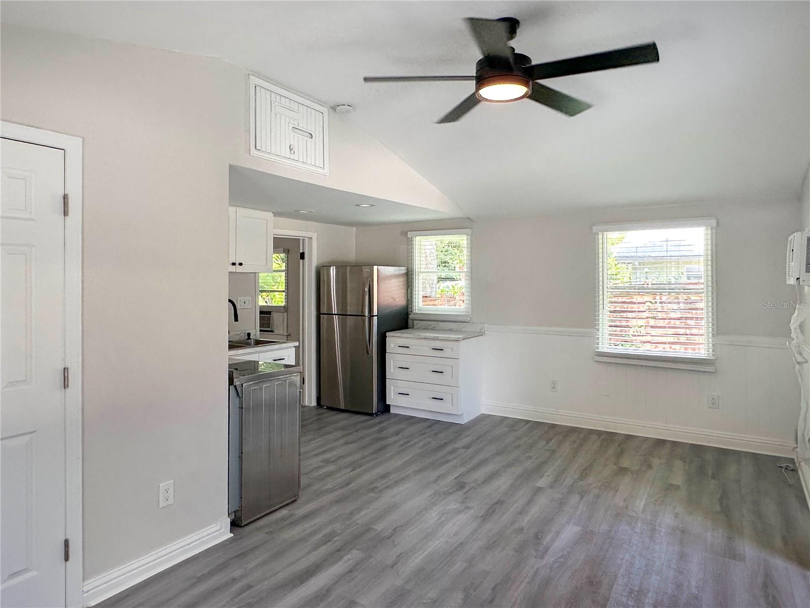 1818 WORRINGTON ST #2 — photo 3