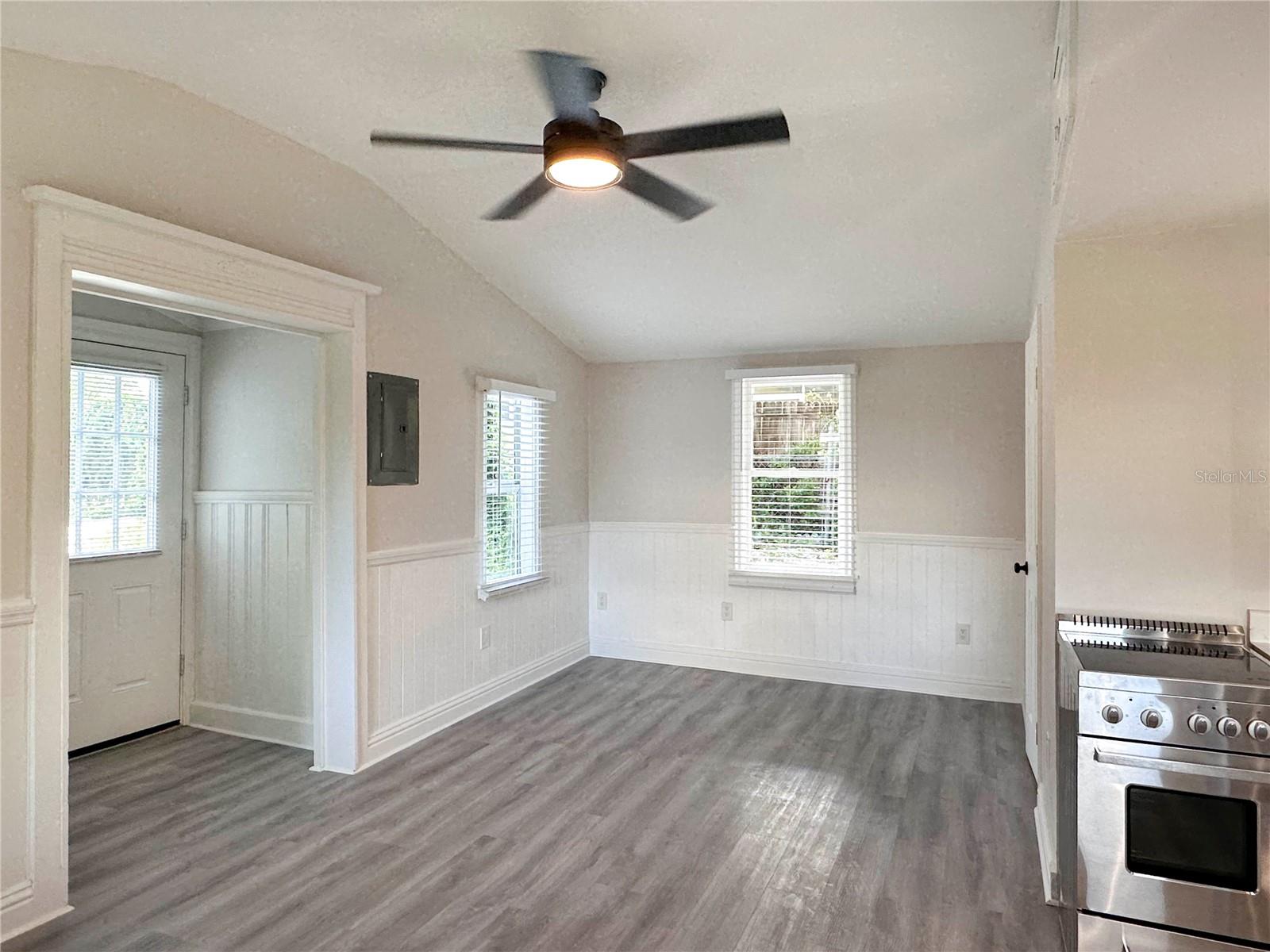 1818 WORRINGTON ST #2 — photo 5