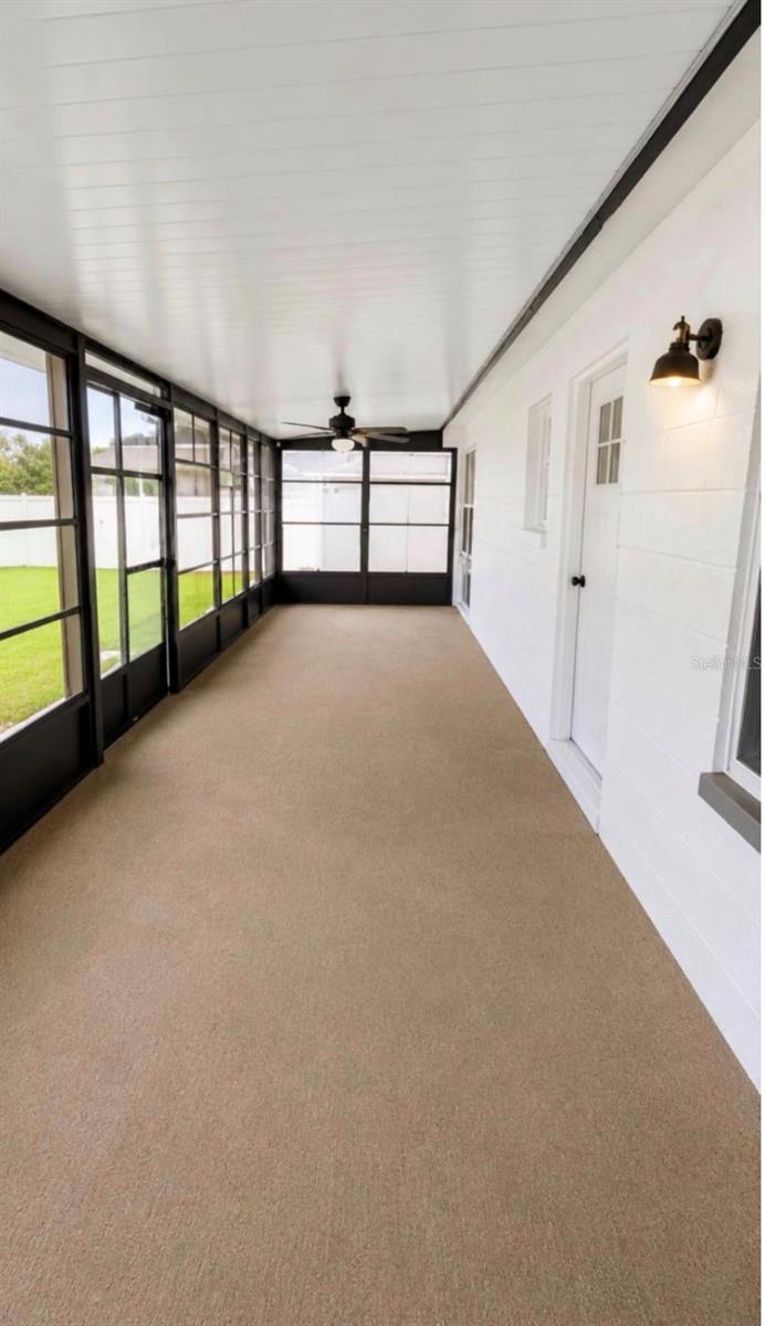 8345 FOX HOLLOW DR — photo 17