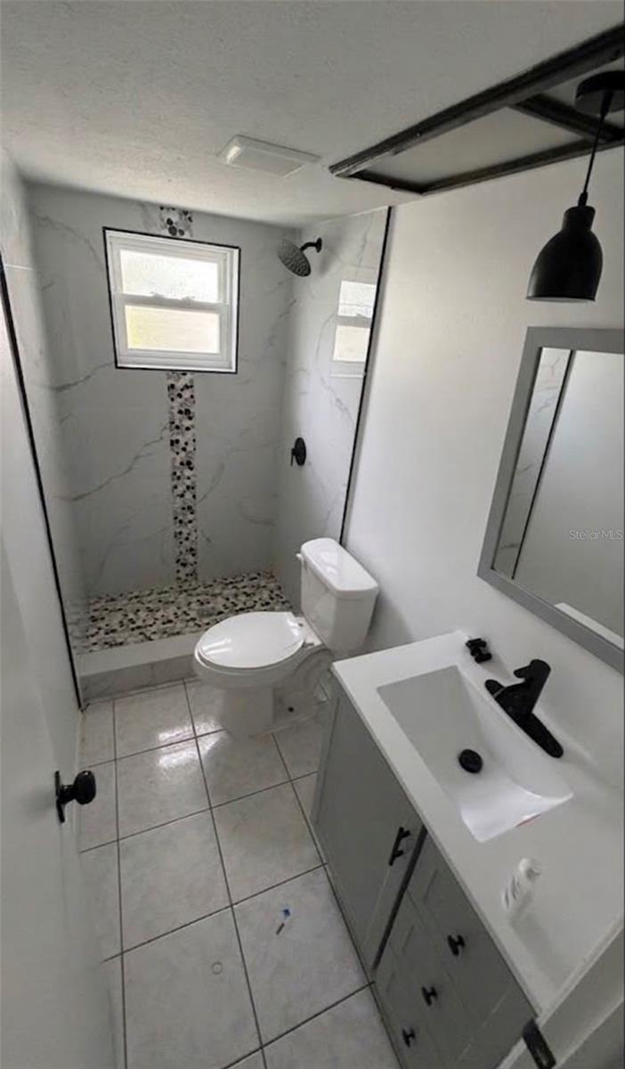 8345 FOX HOLLOW DR — photo 14
