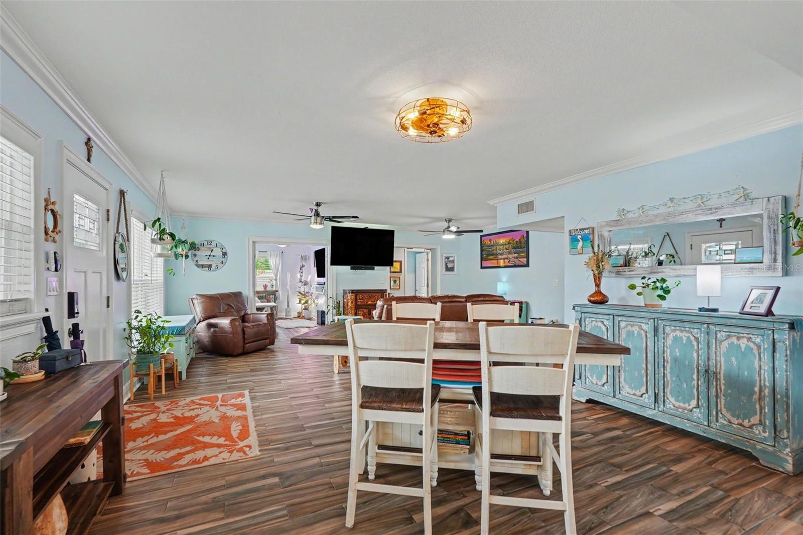 3204 W PEARL AVE — photo 10
