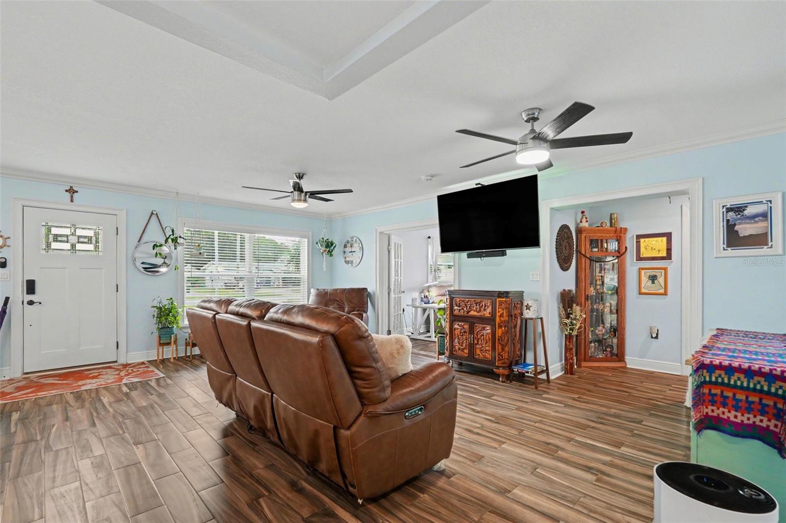 3204 W PEARL AVE — photo 13