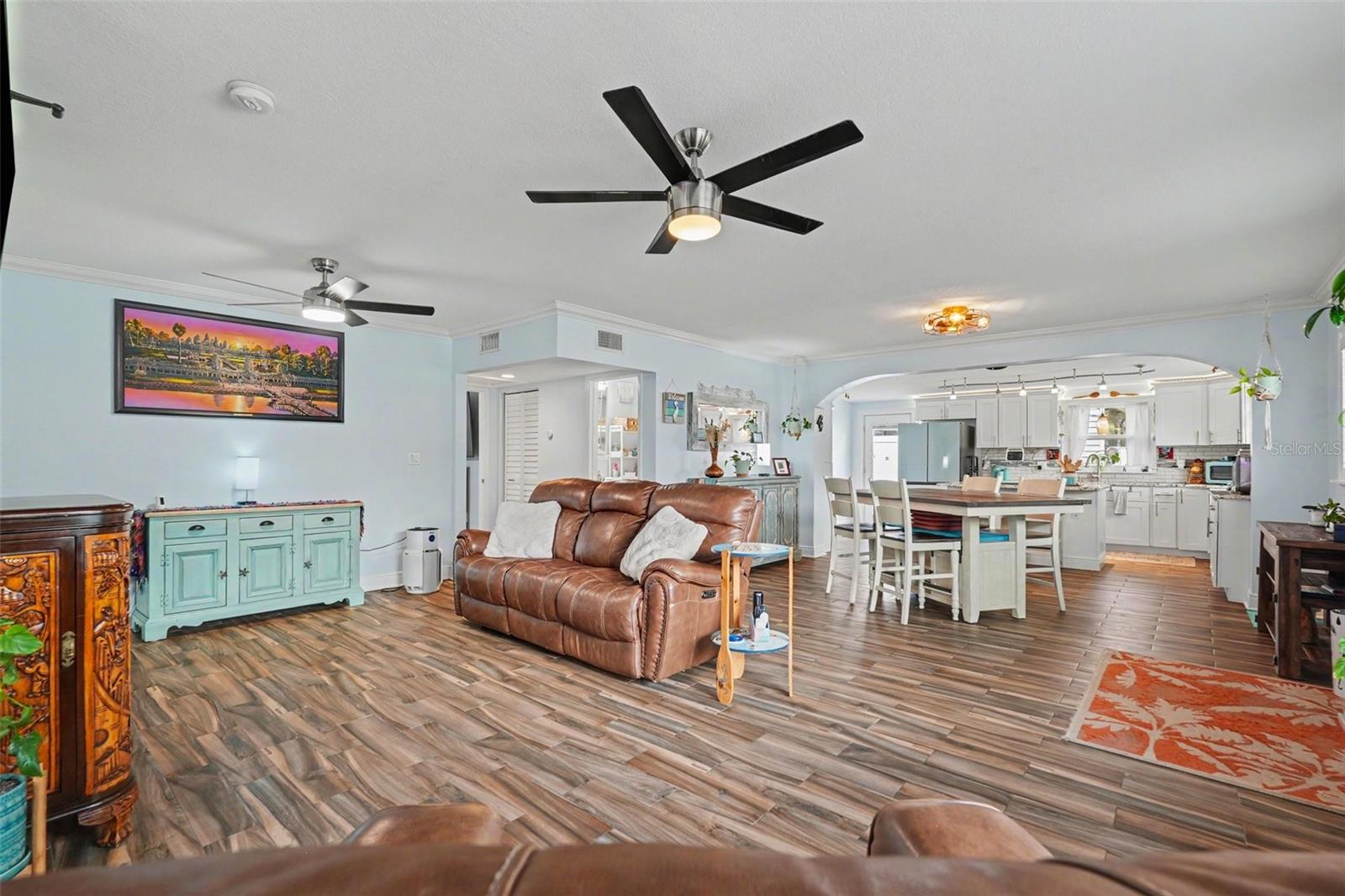 3204 W PEARL AVE — photo 15