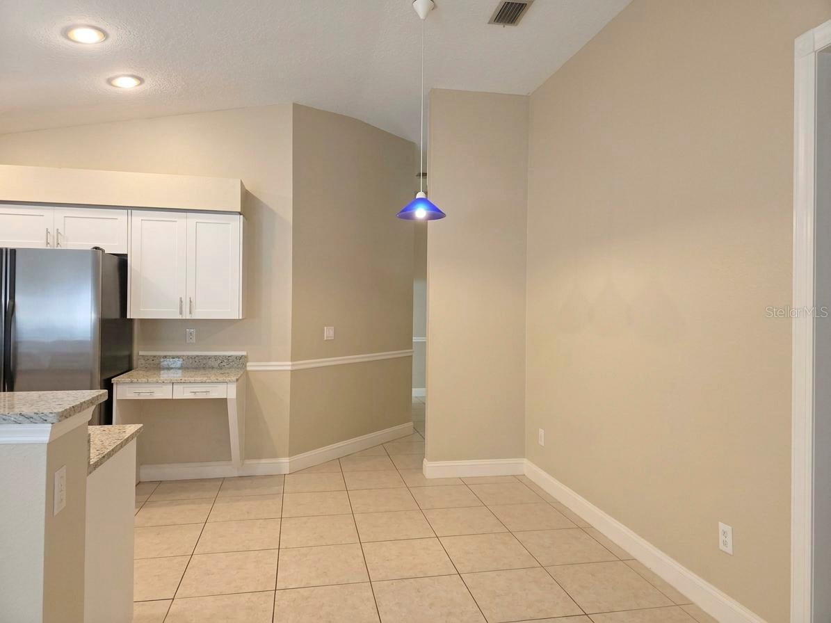 9403 LARKBUNTING DR — photo 15
