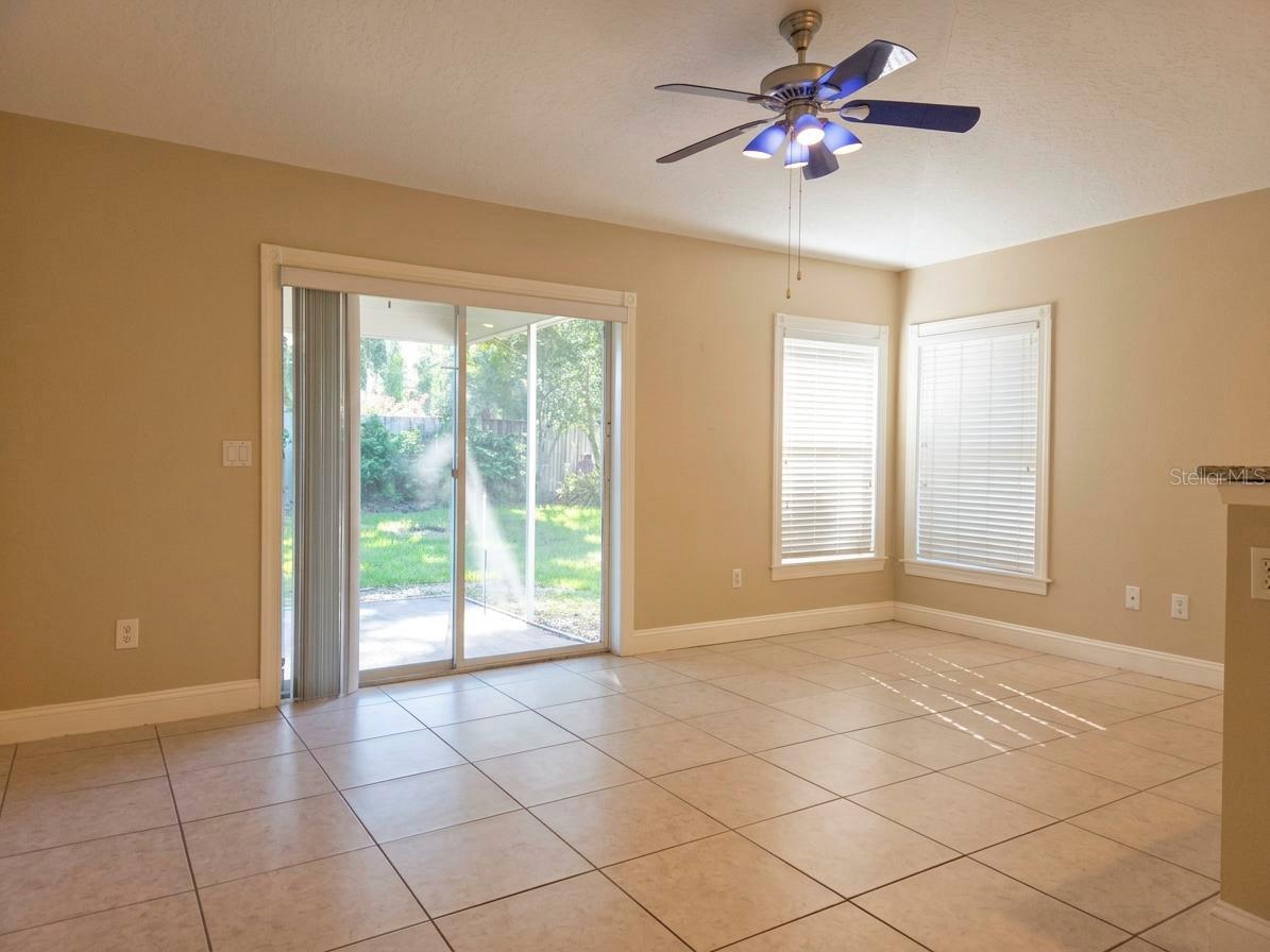 9403 LARKBUNTING DR — photo 16