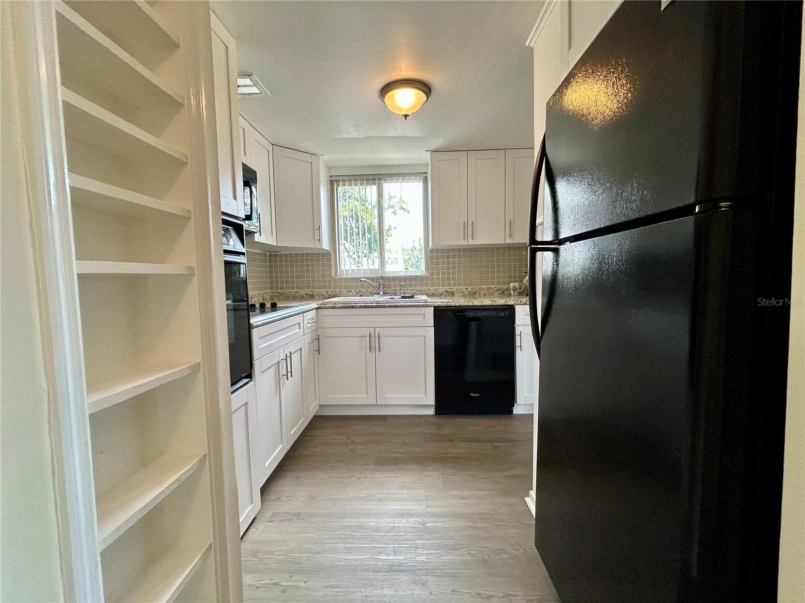 2000 WORLD PARKWAY BLVD #12 — photo 9