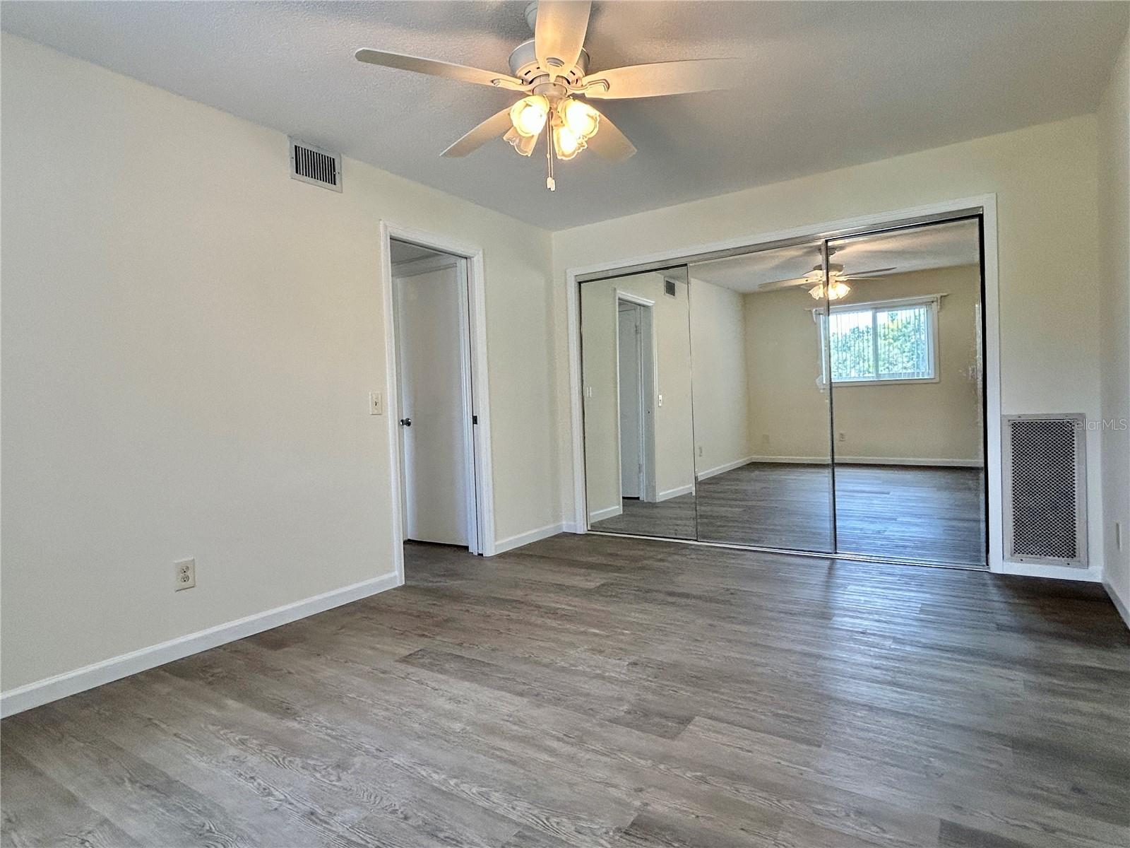 2000 WORLD PARKWAY BLVD #12 — photo 16