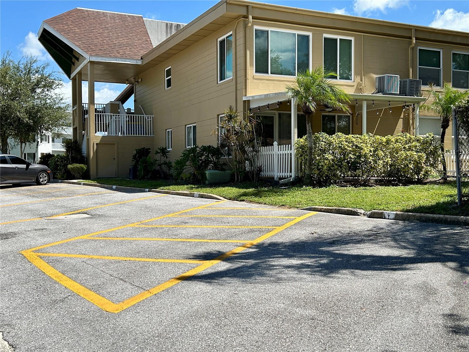 2000 WORLD PARKWAY BLVD #12 — photo 28