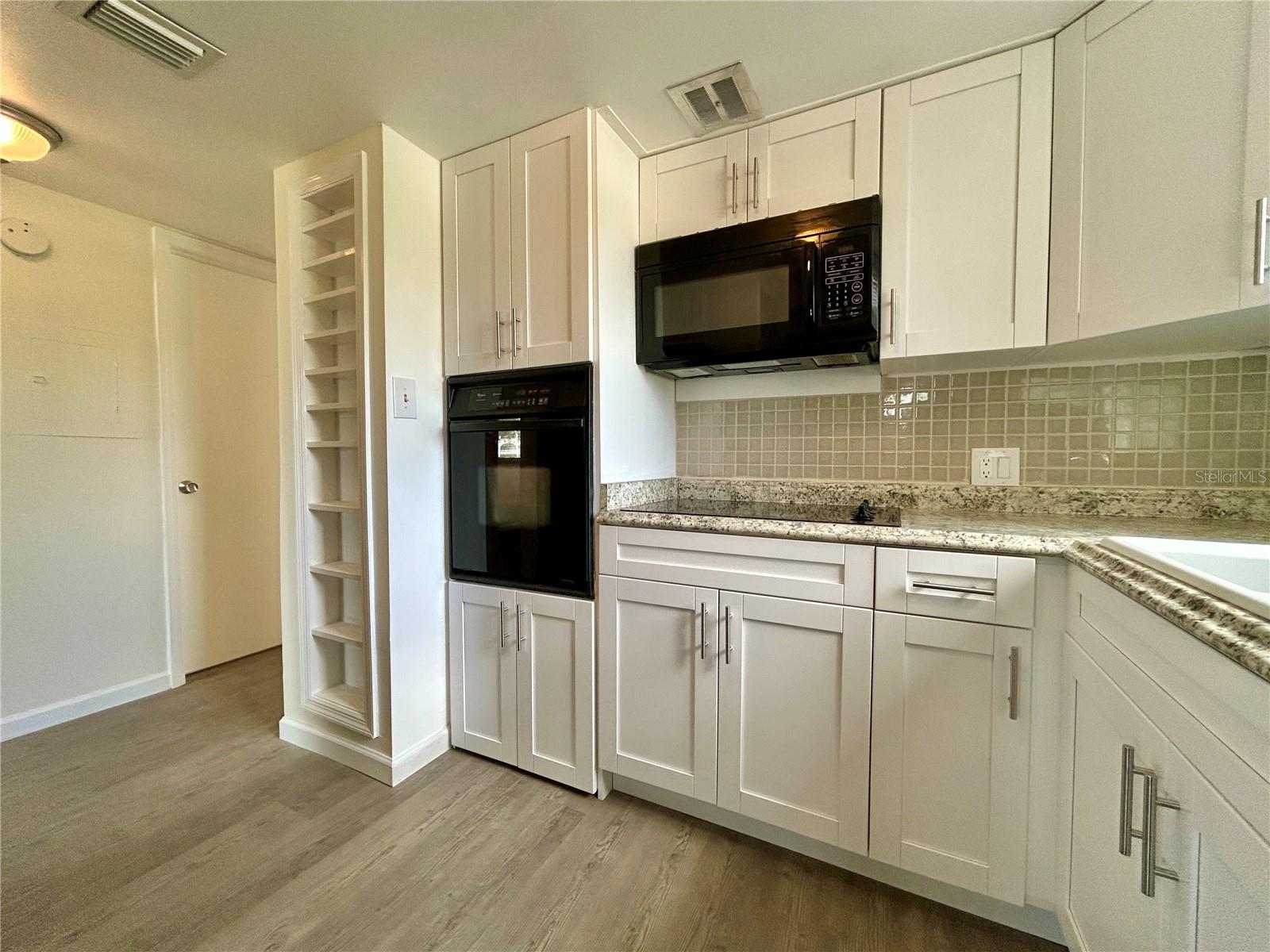 2000 WORLD PARKWAY BLVD #12 — photo 11