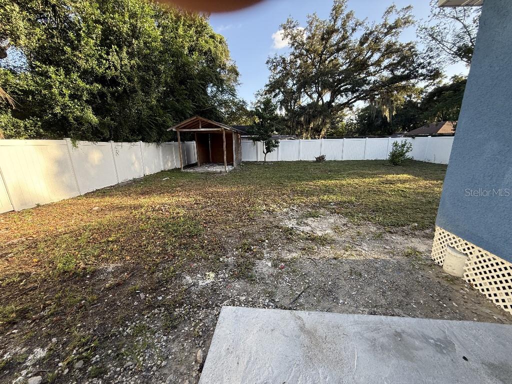 1110 W KNOLLWOOD ST — photo 26
