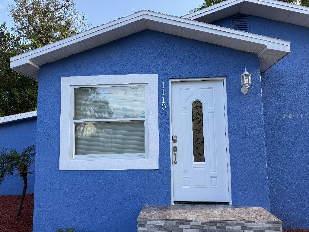 1110 W KNOLLWOOD ST — photo 3