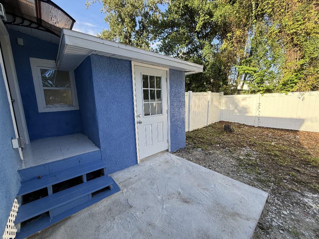 1110 W KNOLLWOOD ST — photo 28