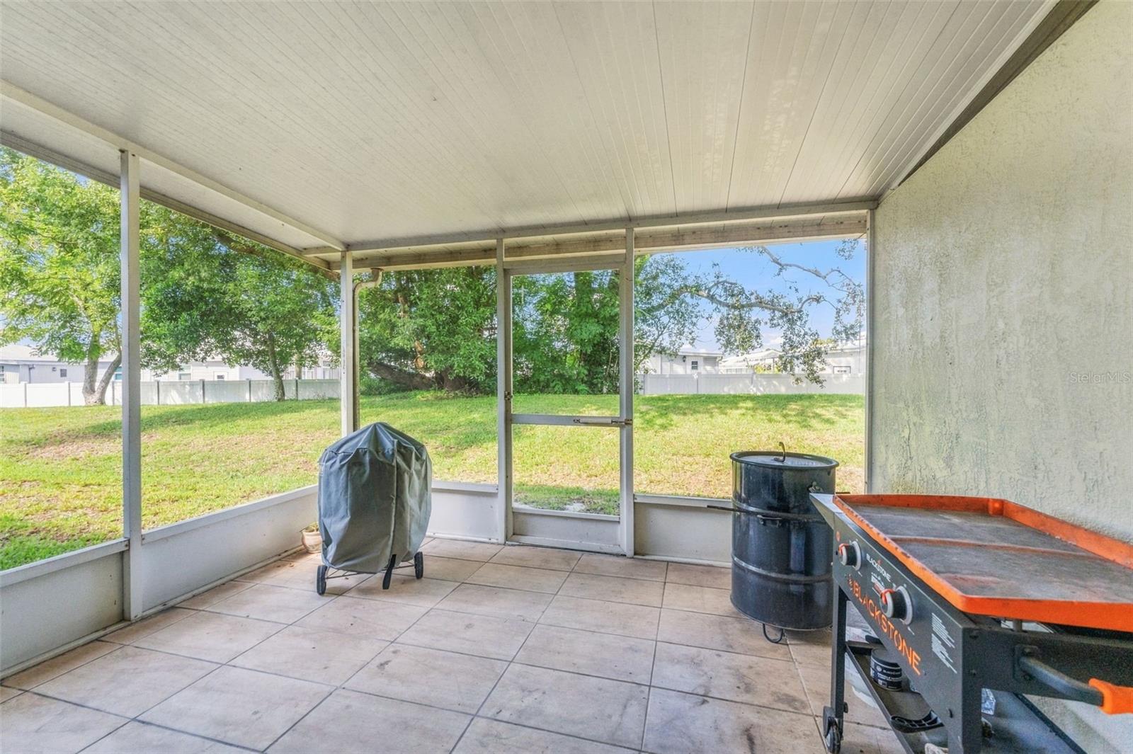 35229 JANINE DR — photo 23