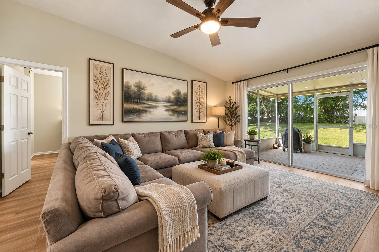 35229 JANINE DR — photo 10